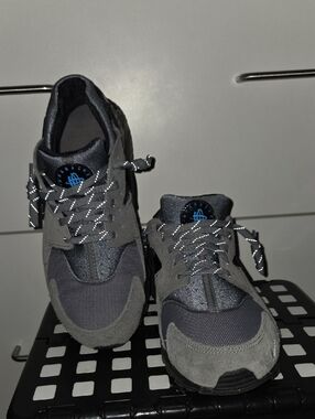 Nike Huarache Grey Suede & Mesh Sneakers with Blue Logo